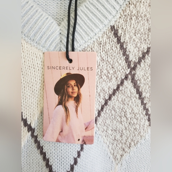 Sincerely Jules Argyle Checkered Cropped Knit Sweater Vest Size Medium NWT - Picture 4 of 10